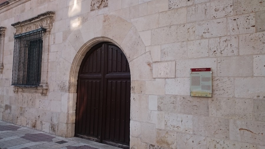 Entrada al Museo de Burgos